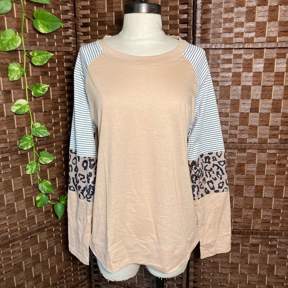 NEW Women’s Long Sleeve Top